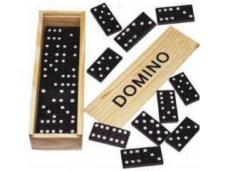 Domino i trææske